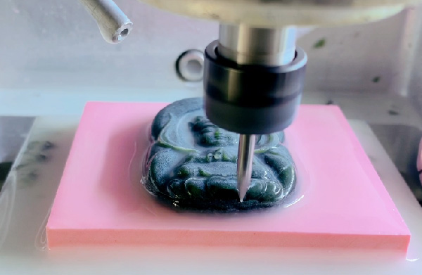 常見的玉石加工設(shè)備選購要點(diǎn)