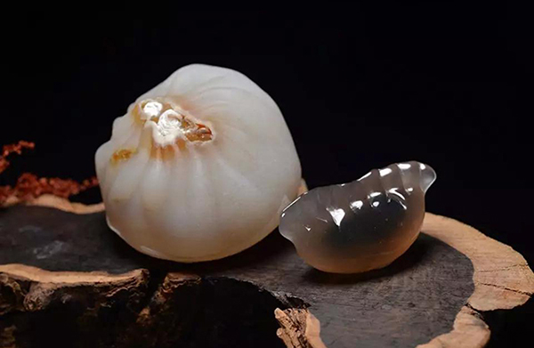 <b>玉石雕刻機(jī)能在哪些材料上應(yīng)用？</b>