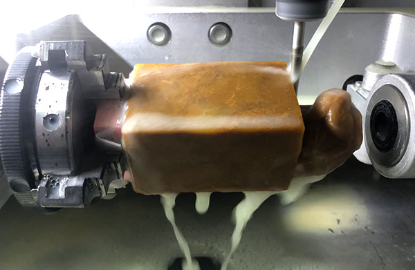 玉石雕刻機(jī)中的浮雕與圓雕是什么意思