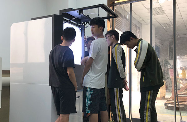 玉鼎隨著數(shù)控玉石雕刻機(jī)技術(shù)成熟，下一個發(fā)展