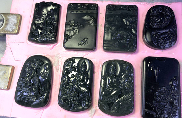 激光雕刻機和玉石數(shù)控雕刻機哪個更好